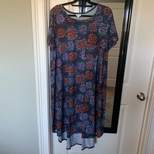 LuLaRoe Floral Carly